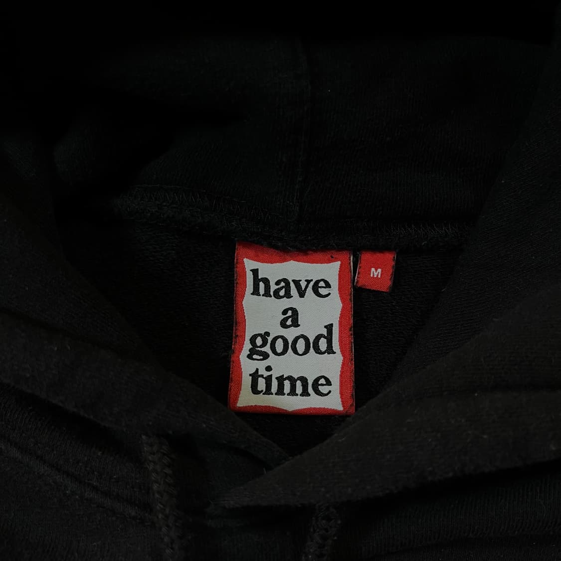 해브 어 굿 타임 빅로고 후드티 상품이미지3