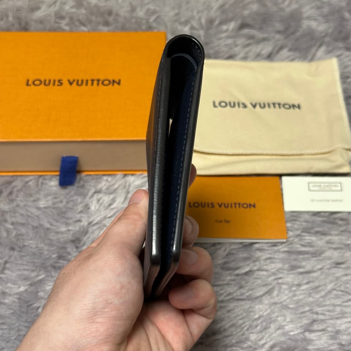 [풀구성] 루이비통 에삐 멀티플 월릿 반지갑 네이비 상품이미지6