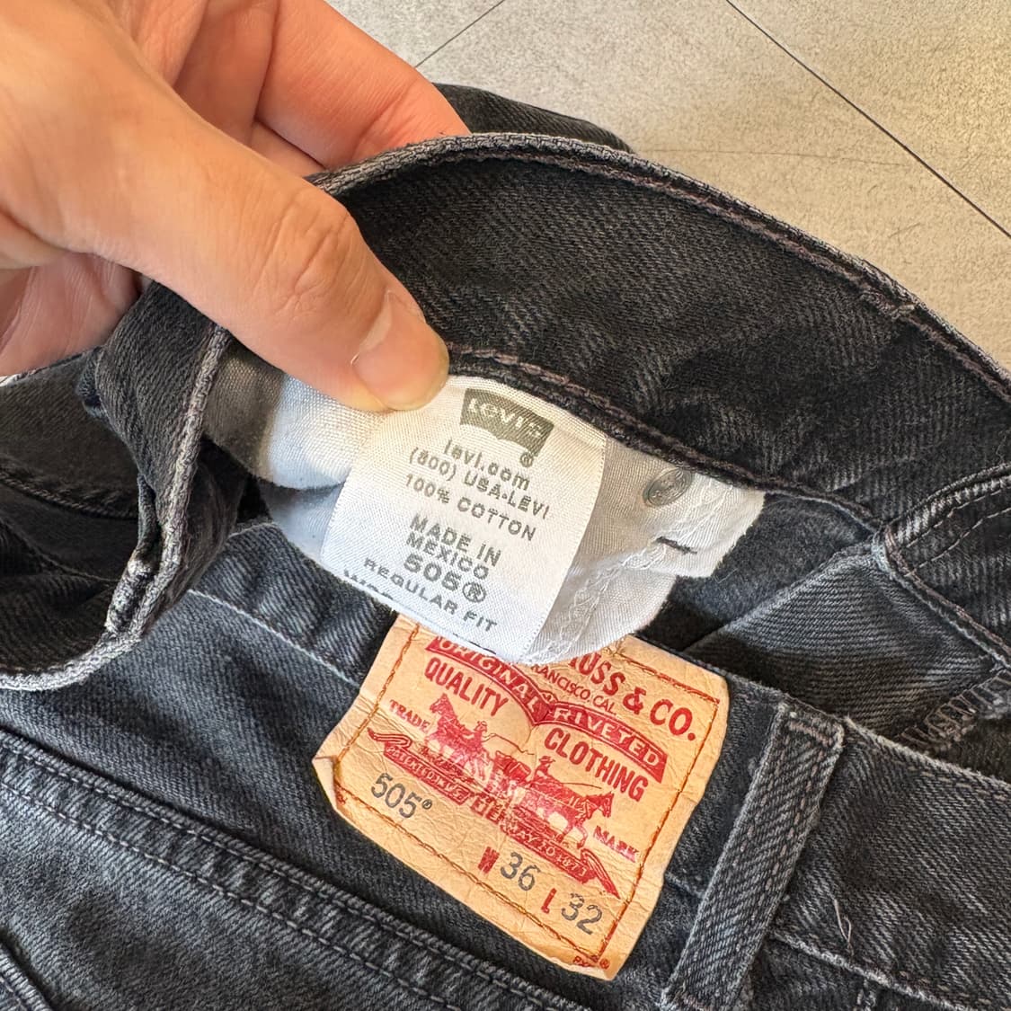 리바이스 505 데님 블랙 팬츠 상품이미지4