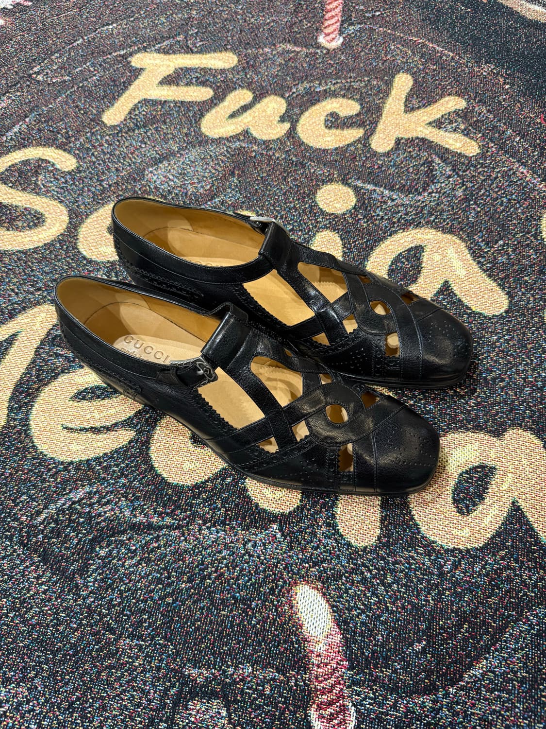 구찌 펀칭 컷아웃 브로그 상품이미지1