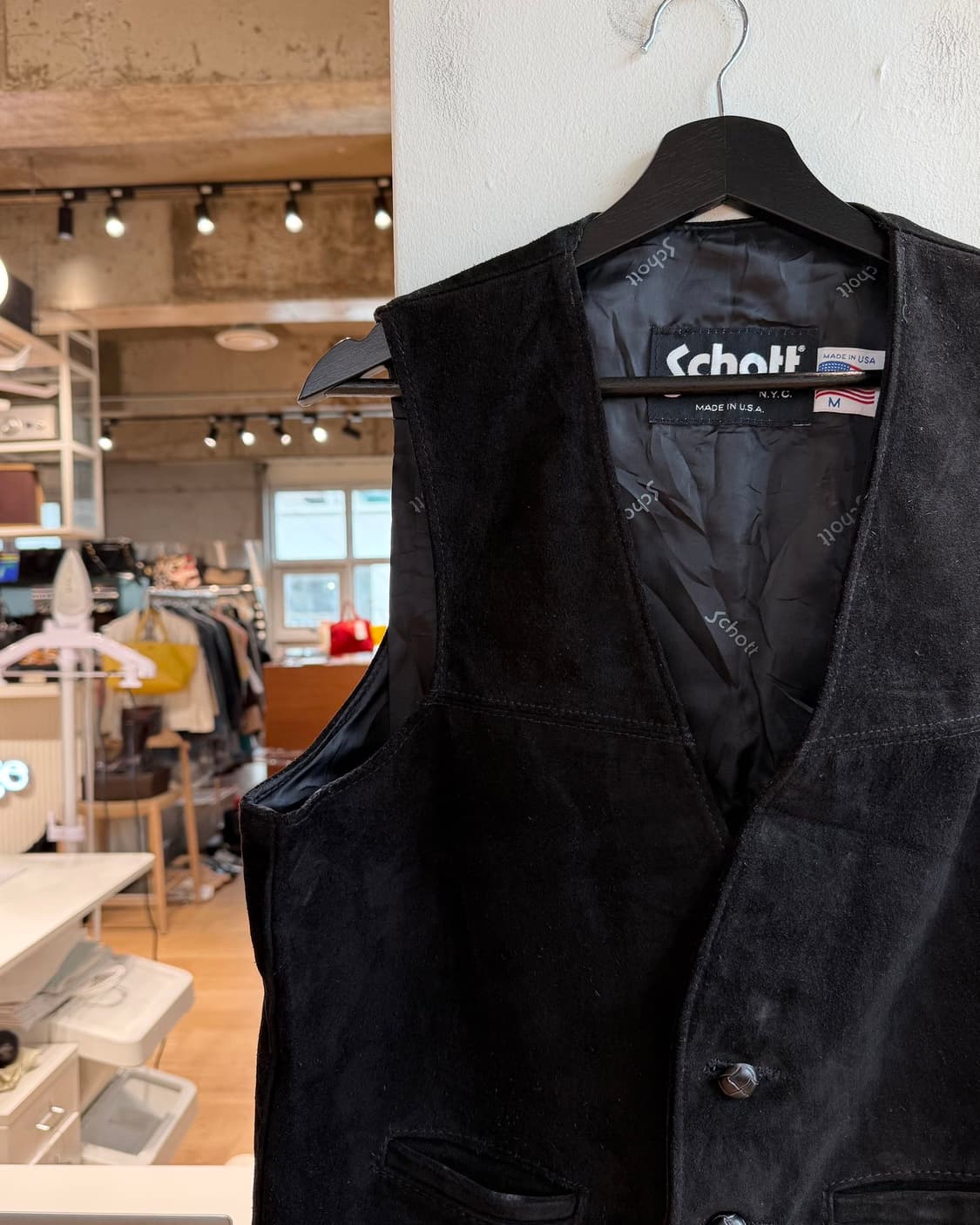 쇼트 블랙 스웨이드 퍼펙토 레더 베스트 상품이미지3