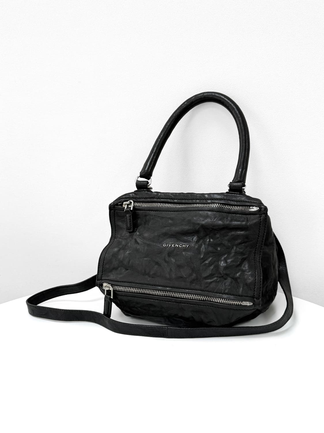 지방시 판도라 페페 링클 레더 숄더백 상품이미지1