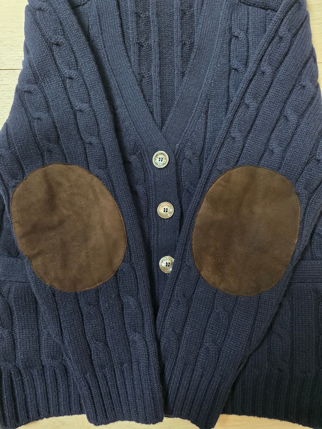 셀린느 캐시미어 네이비 케이블 가디건 xs 여자용!!! 상품이미지8