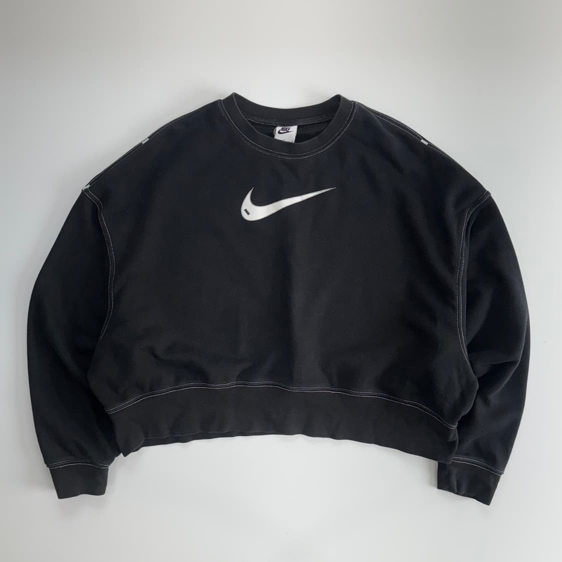 Nike 나이키 빅로고 스티치 블랙 맨투맨 상품이미지3