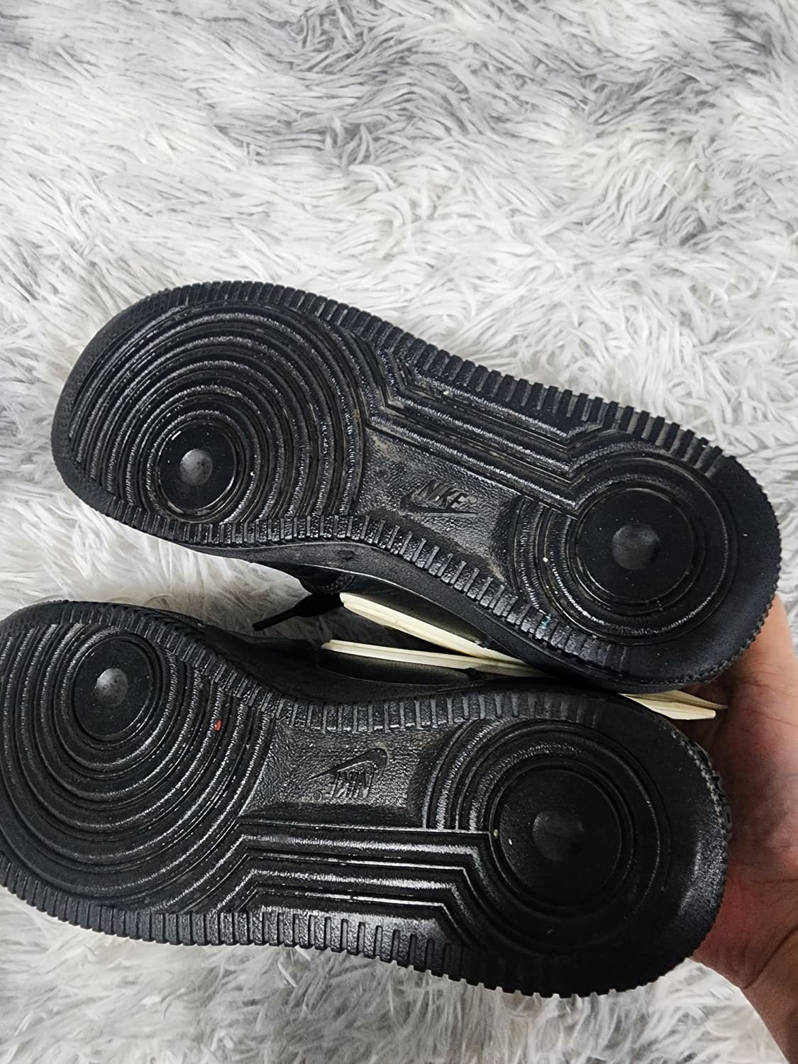 나이키 엠부쉬 에어포스 블랙 스니커즈 240 상품이미지5