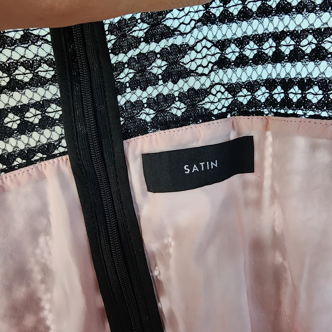 샤틴 레이스 블랙 원피스 상품이미지7