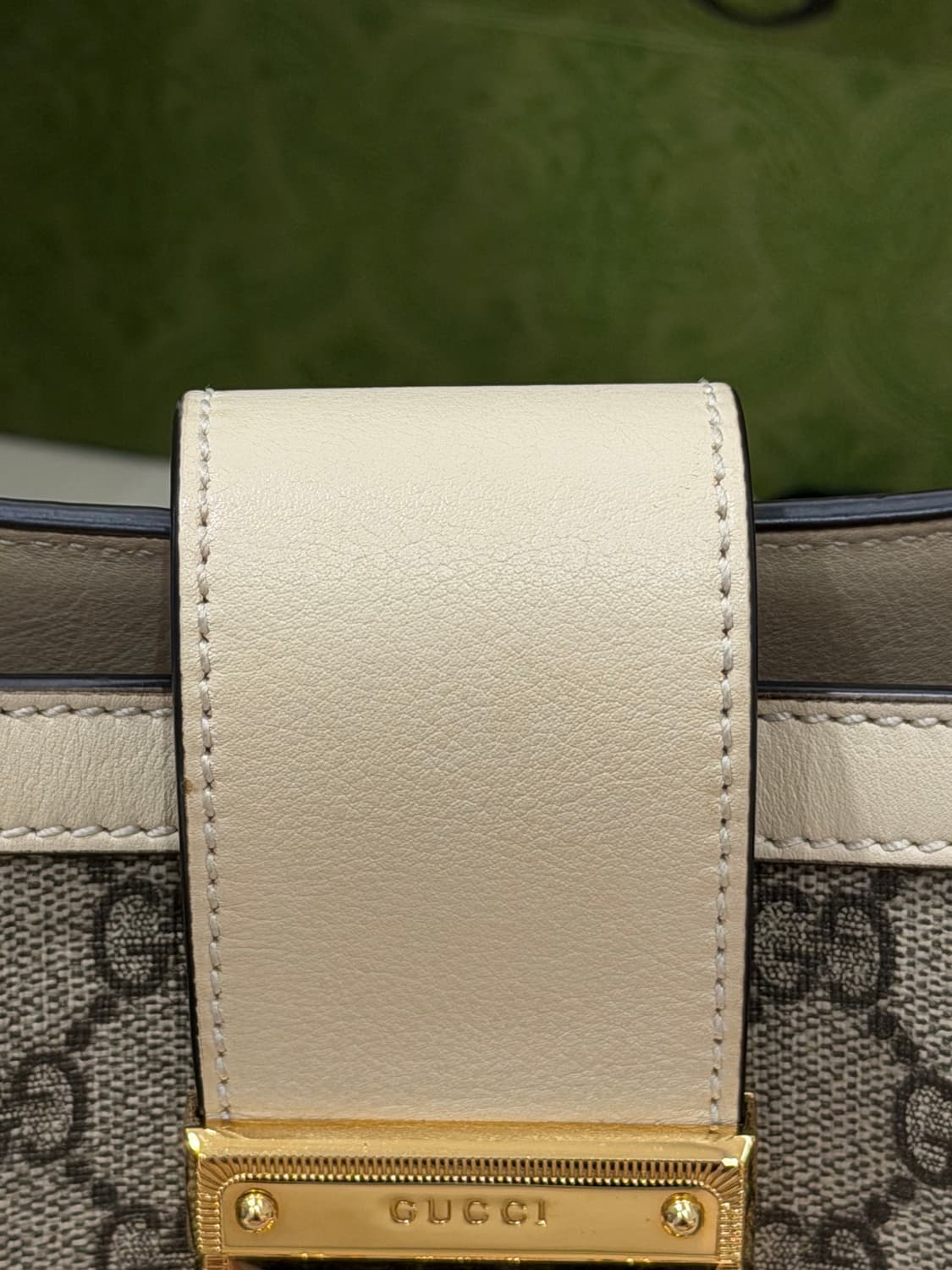 구찌 패들락 화이트 숄더백 스몰 상품이미지10