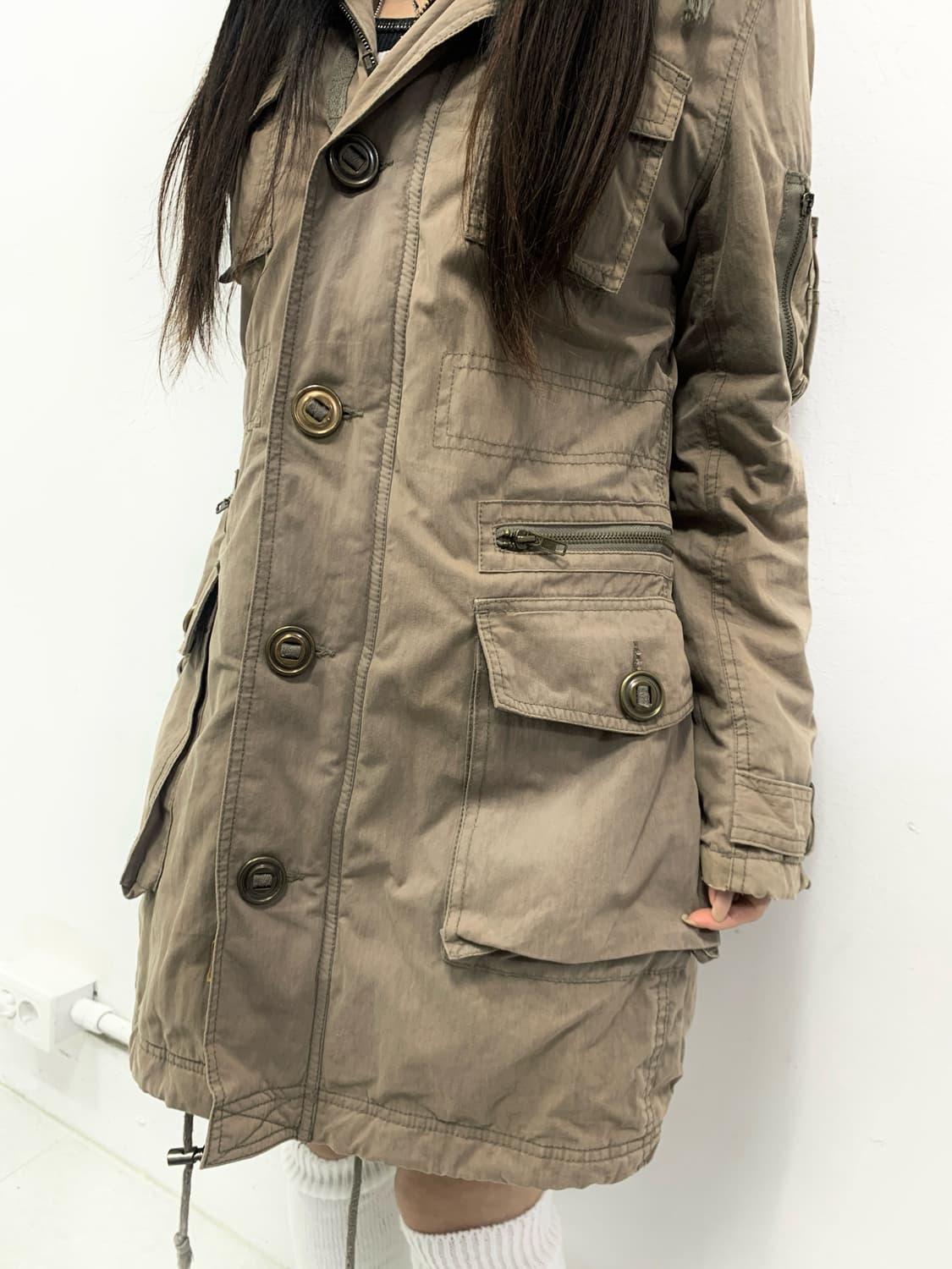 [LA SCENE] y2k 베이지 야상 후드 자켓 상품이미지3