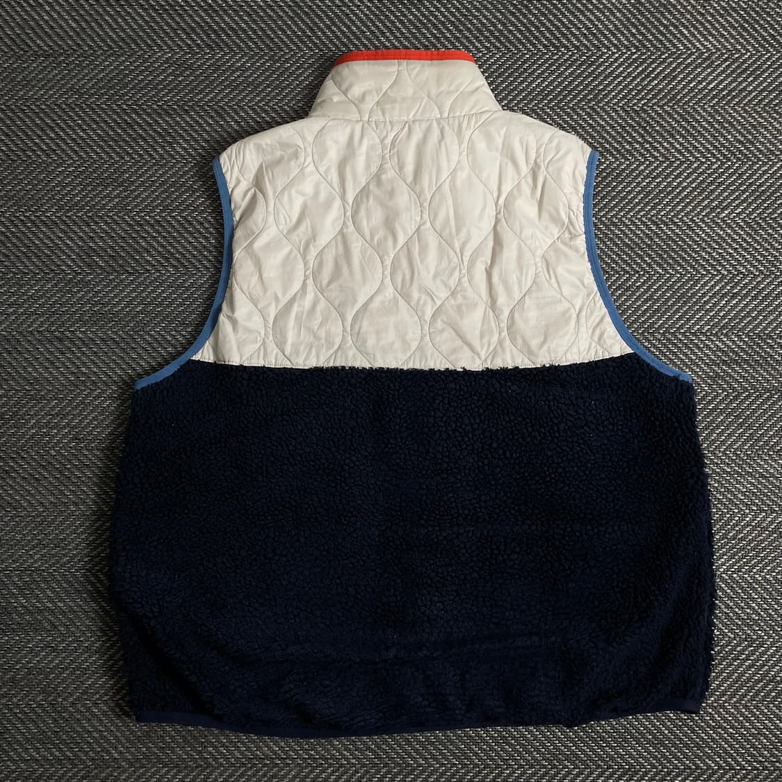 나이키 퓨추라 퀼팅 믹스업 쉐르파 베스트y 3011 상품이미지3