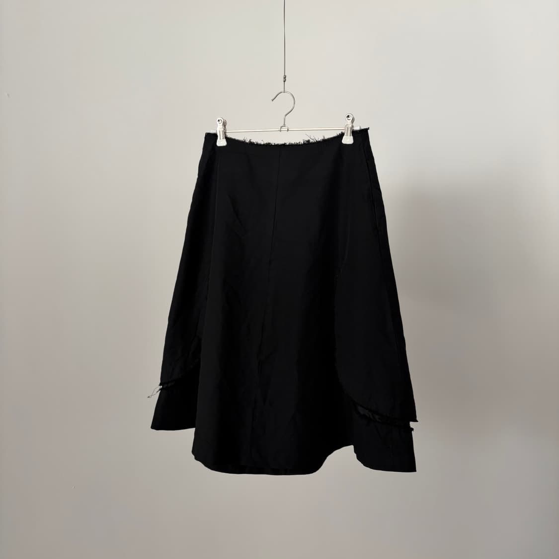 Layer Transformed Distressed Skirt 상품이미지7