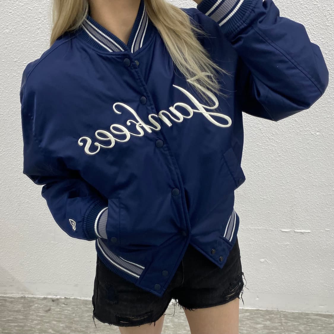 뉴에라 센터로고 네이비 바시티 자켓 90 상품이미지2