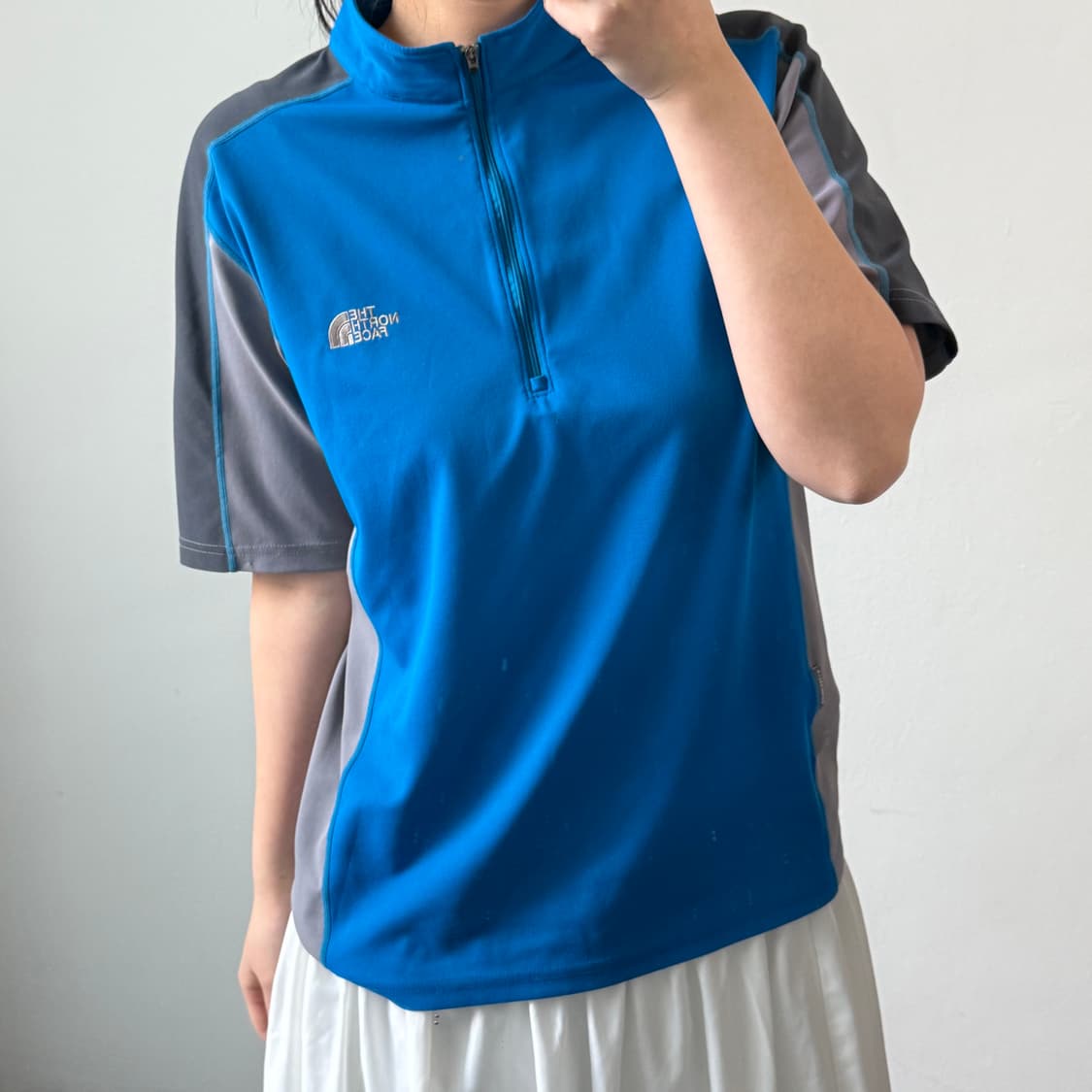 [L] 노스페이스 반집업 반팔티 상품이미지2