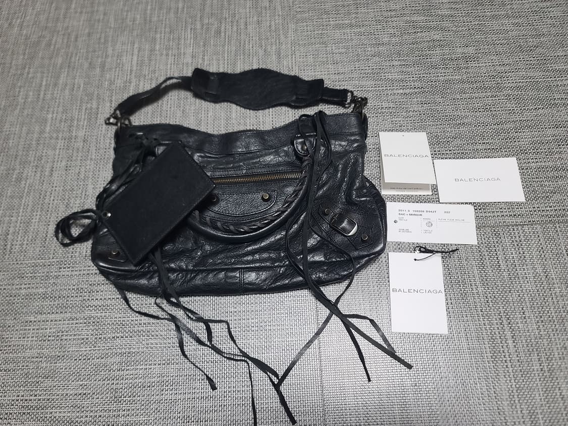 발렌시아가 퍼스트백 모터백 르시티 퍼스트백 숄더백 블랙 상품이미지1