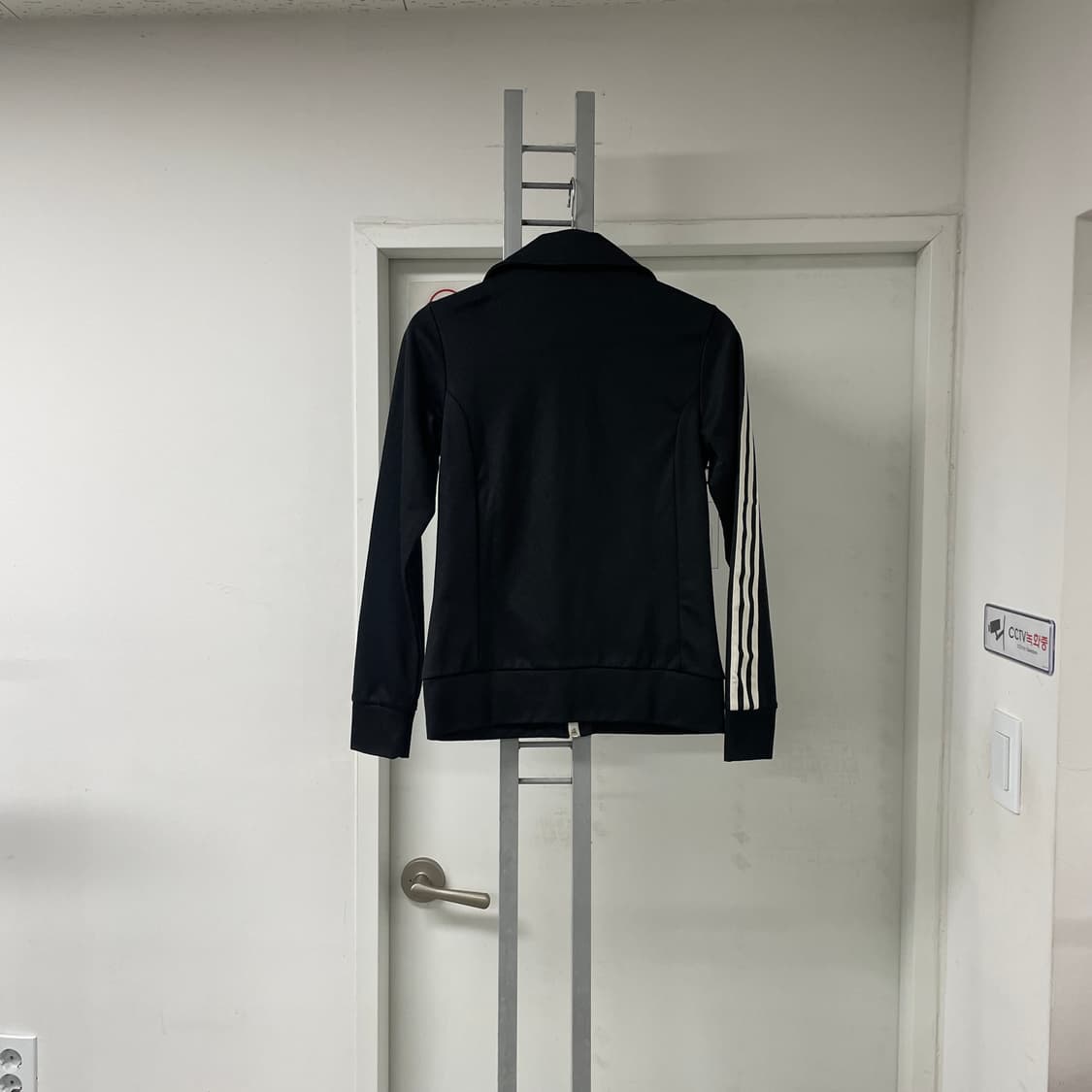 아디다스 유로파 트랙탑 져지 블랙 85(W) 상품이미지6