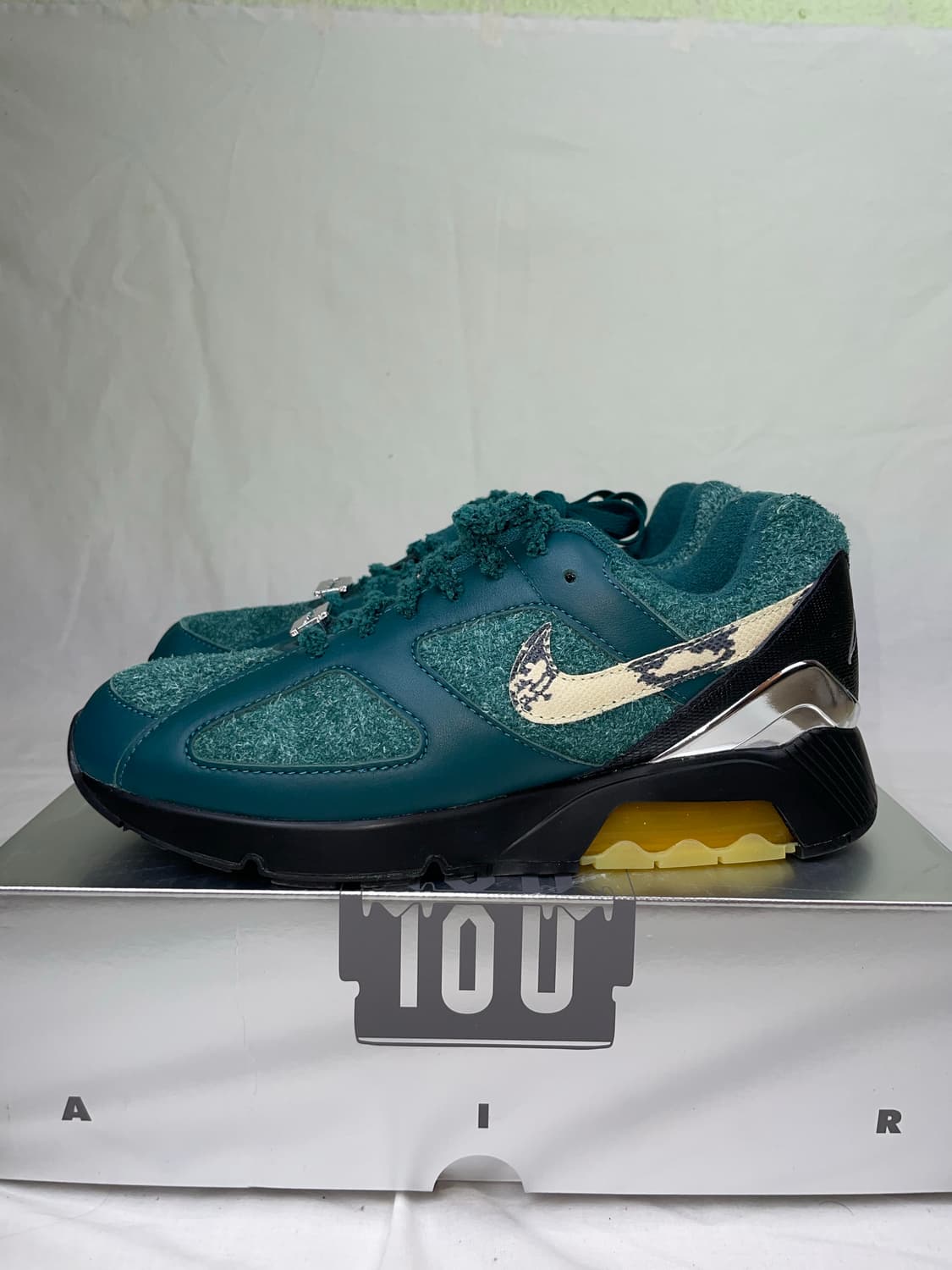 270) Nike x Apron Records Air 180 Dark A 상품이미지3