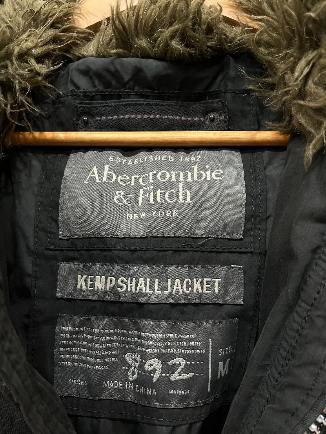 아베크롬비 캠쉘 KEMPSHALL 패딩 자켓 상품이미지9