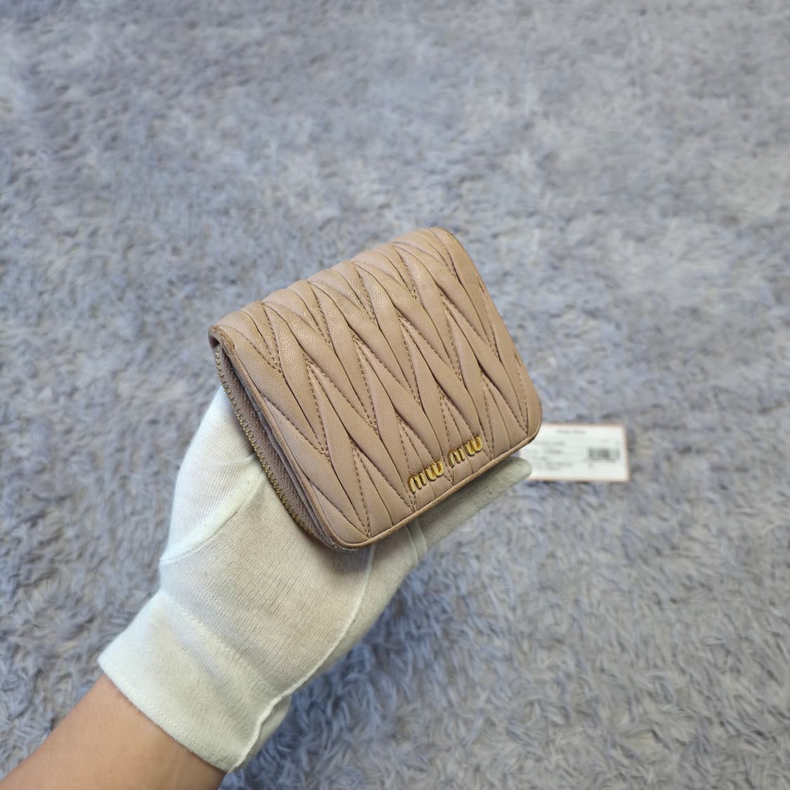 {클로젯}[보증서]미우미우 마테라쎄 지퍼 어라운드 중지갑 상품이미지2