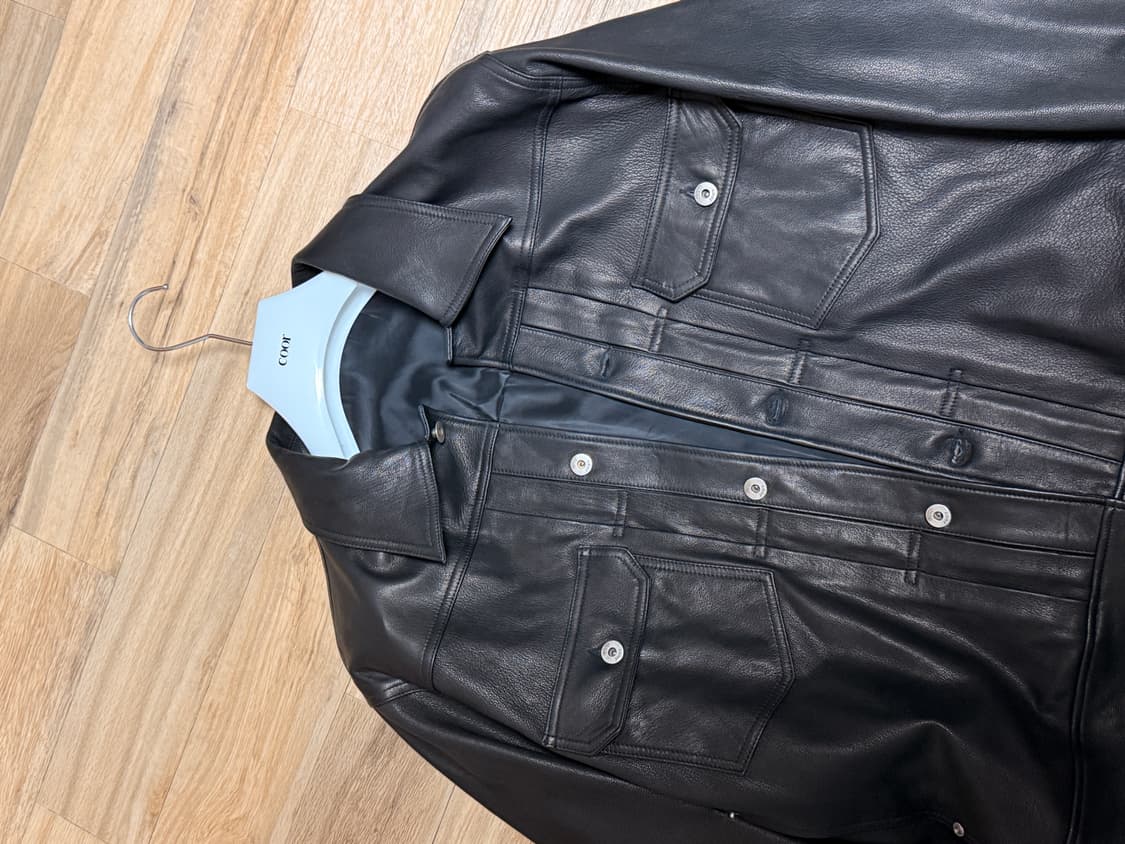 [XL] 쿠어 고트 스킨 레더 트러커 자켓 블랙 상품이미지3