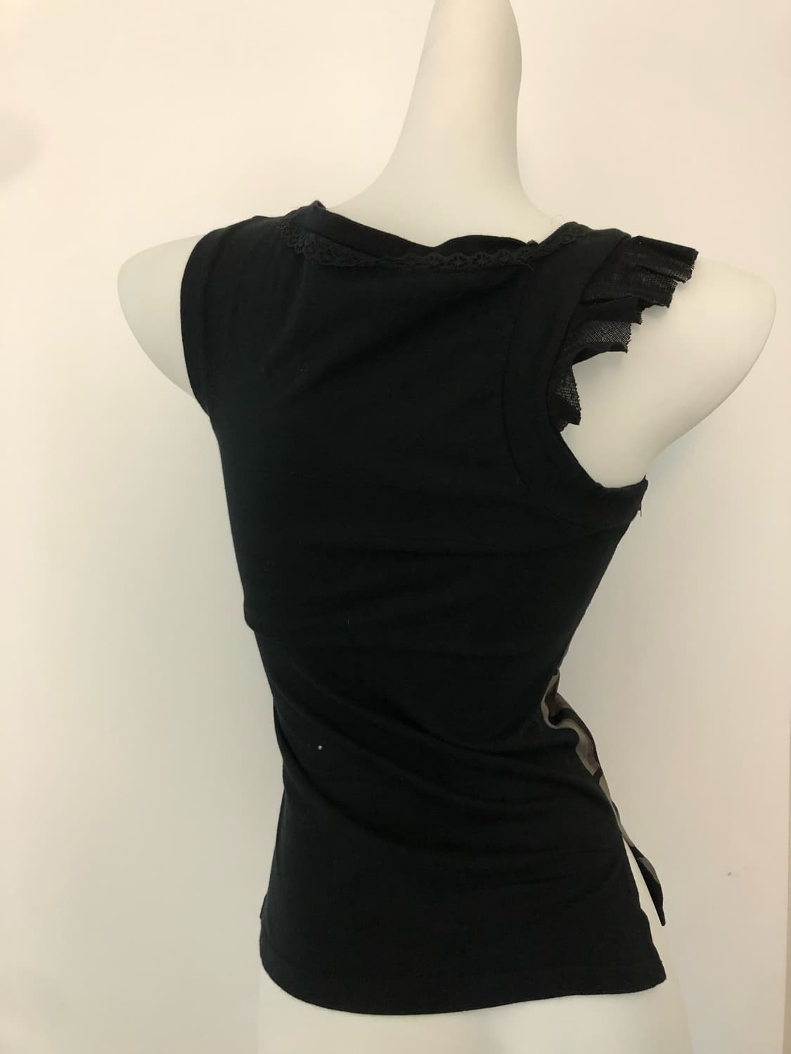 ♡!!! lace eyelet sleeveless 상품이미지3
