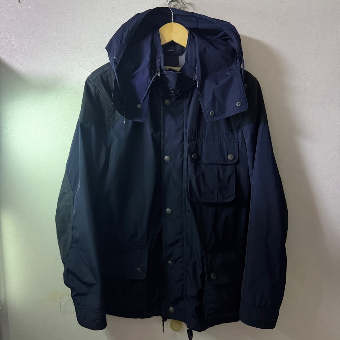 버버리 브릿 네이비 디테일 후드점퍼 L (슬림105) 상품이미지3