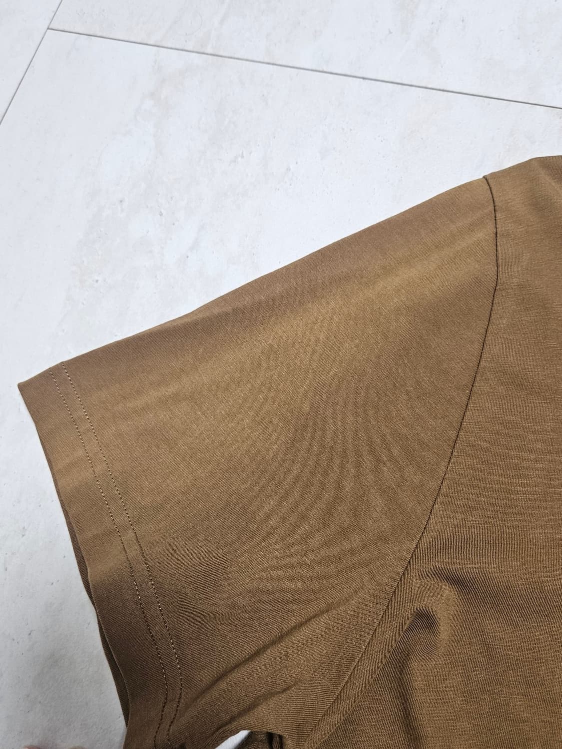 [L]마르지엘라 브라운 반팔 티셔츠 상품이미지5