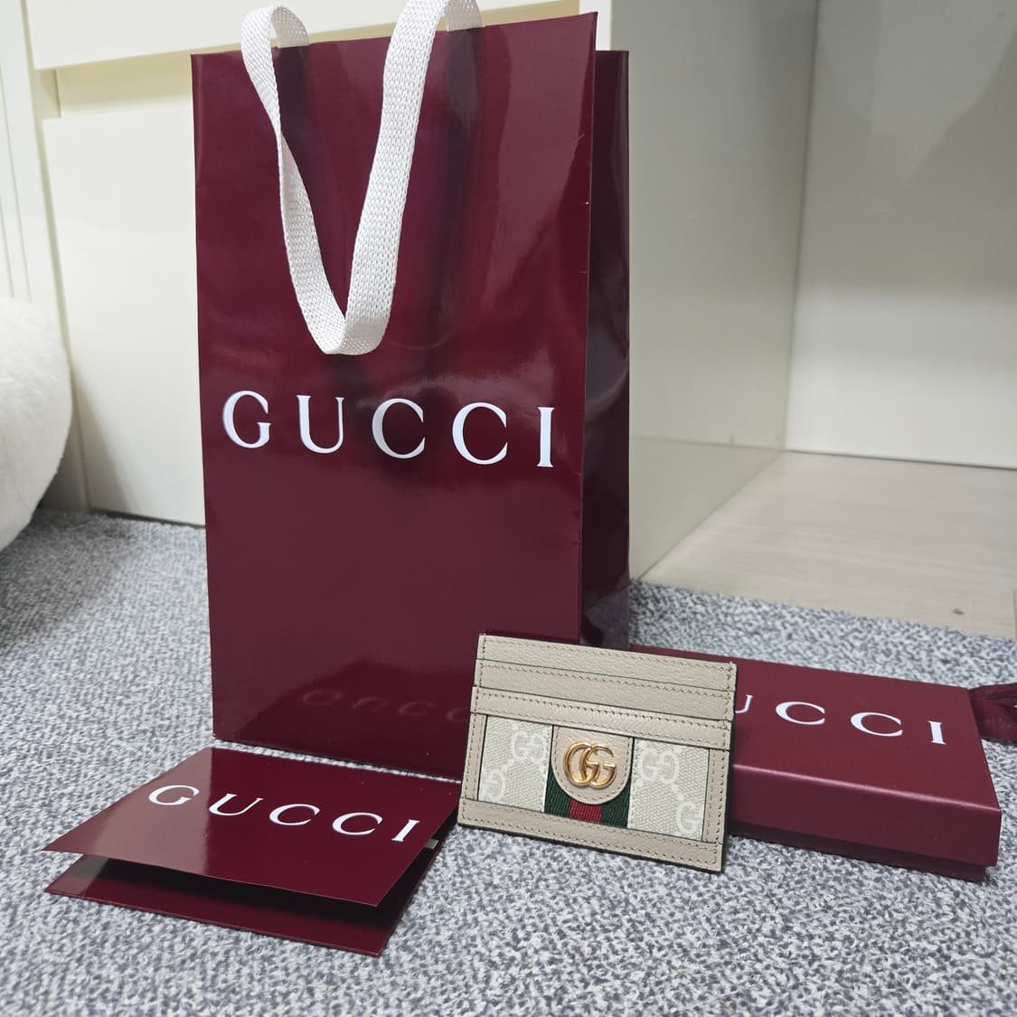 정품 구찌 오피디아 지갑(새상품.SS급.영수증O.명함O) 상품이미지1