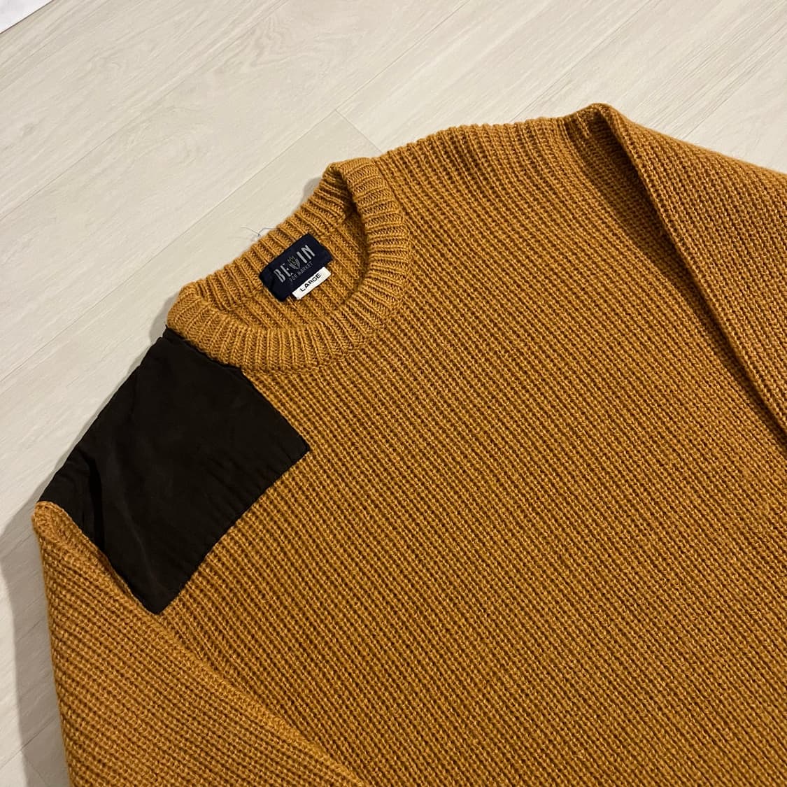 JPN . 코만도 엘보패치 니트 상품이미지3