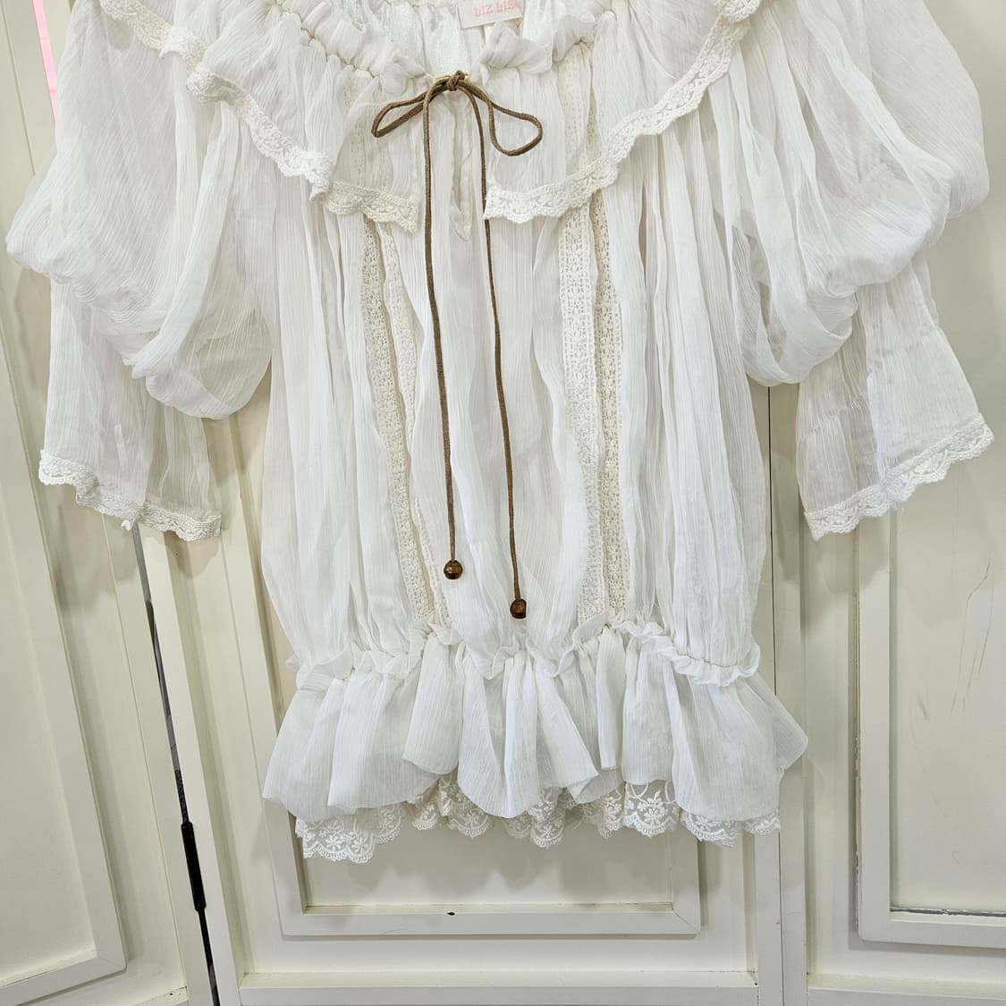 리즈리사(LIZ LISA) 레이스 쉬폰 오프숄더 블라우스 상품이미지5