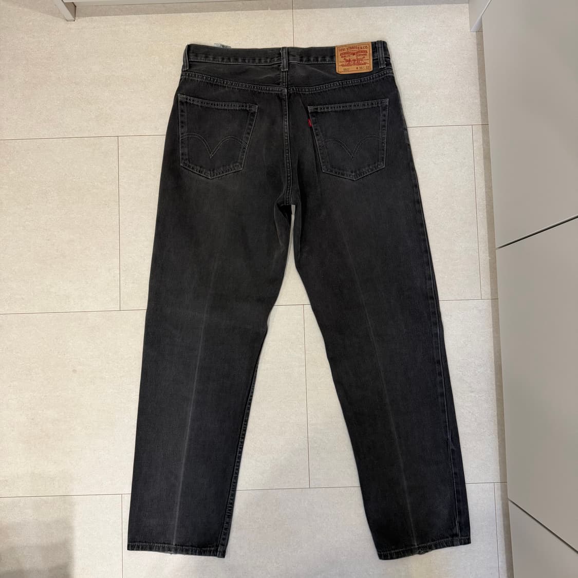 리바이스 550 릴렉스핏 블랙진 상품이미지2