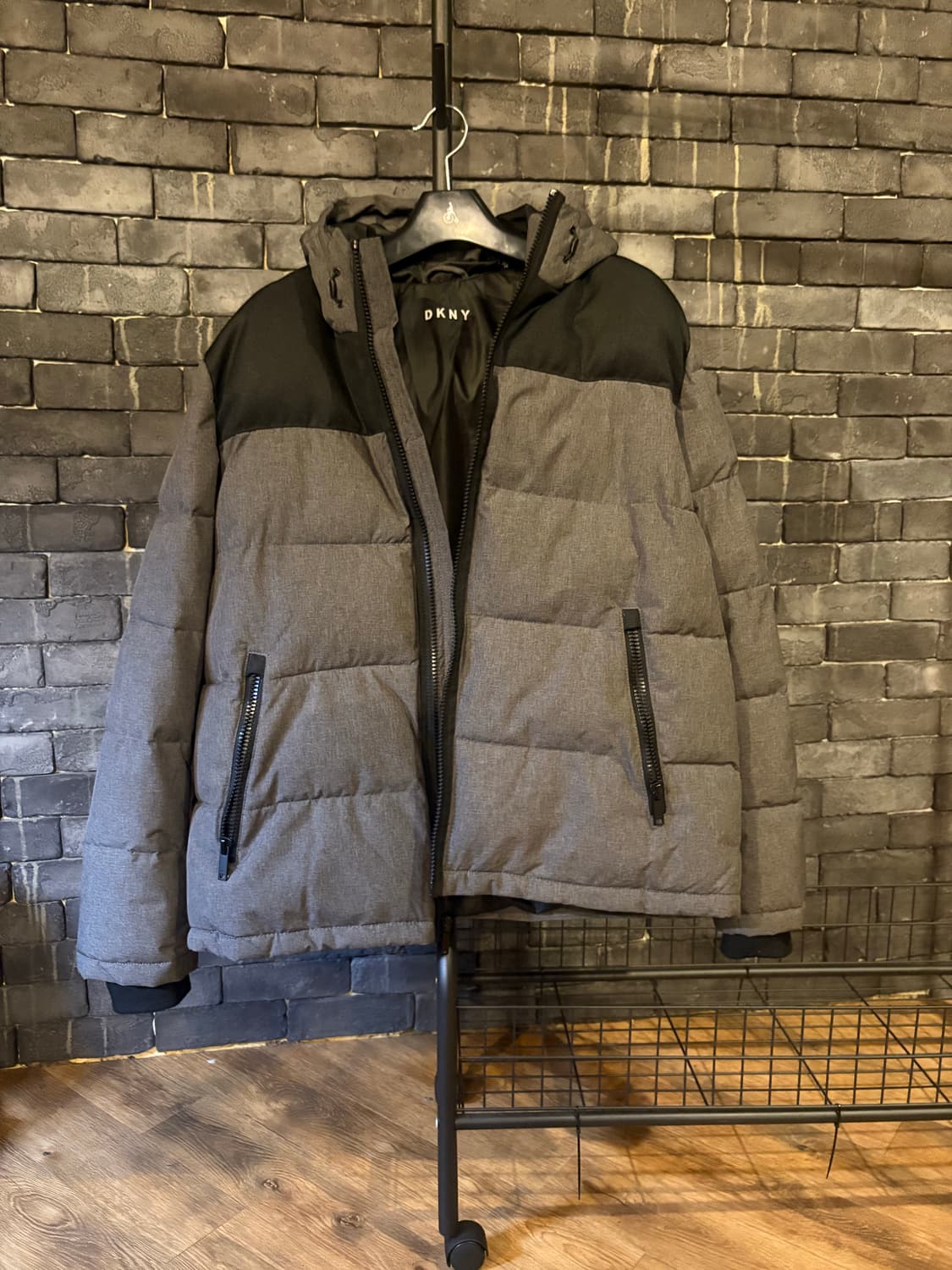 [중고/극미/XL] DKNY 남성 패딩 급처 상품이미지7