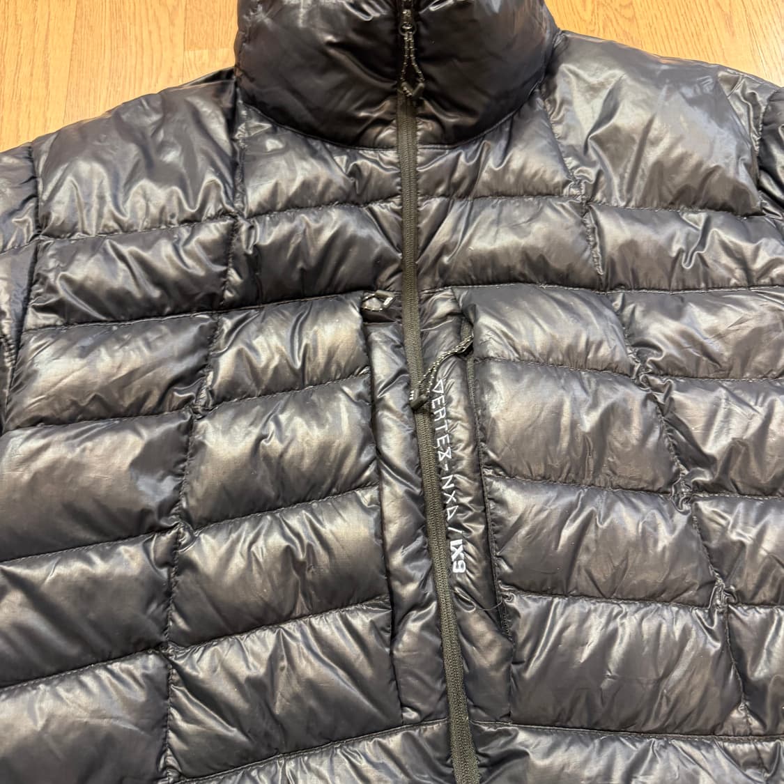 디미토 X IXNINE OWN HIDE (VTX X IX9) 경량패딩 상품이미지4