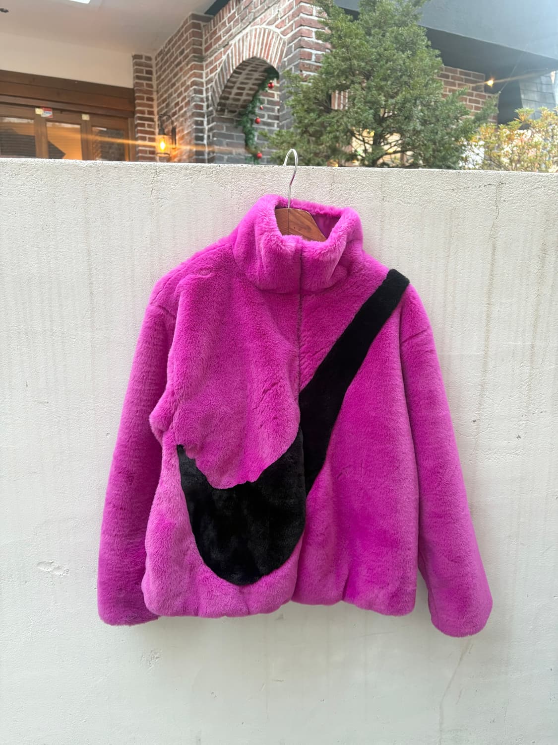 나이키 빅로고 퍼자켓 상품이미지1