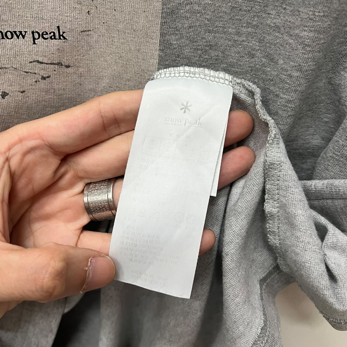 스노우피크 그레이 그래픽 반팔티 95 상품이미지4