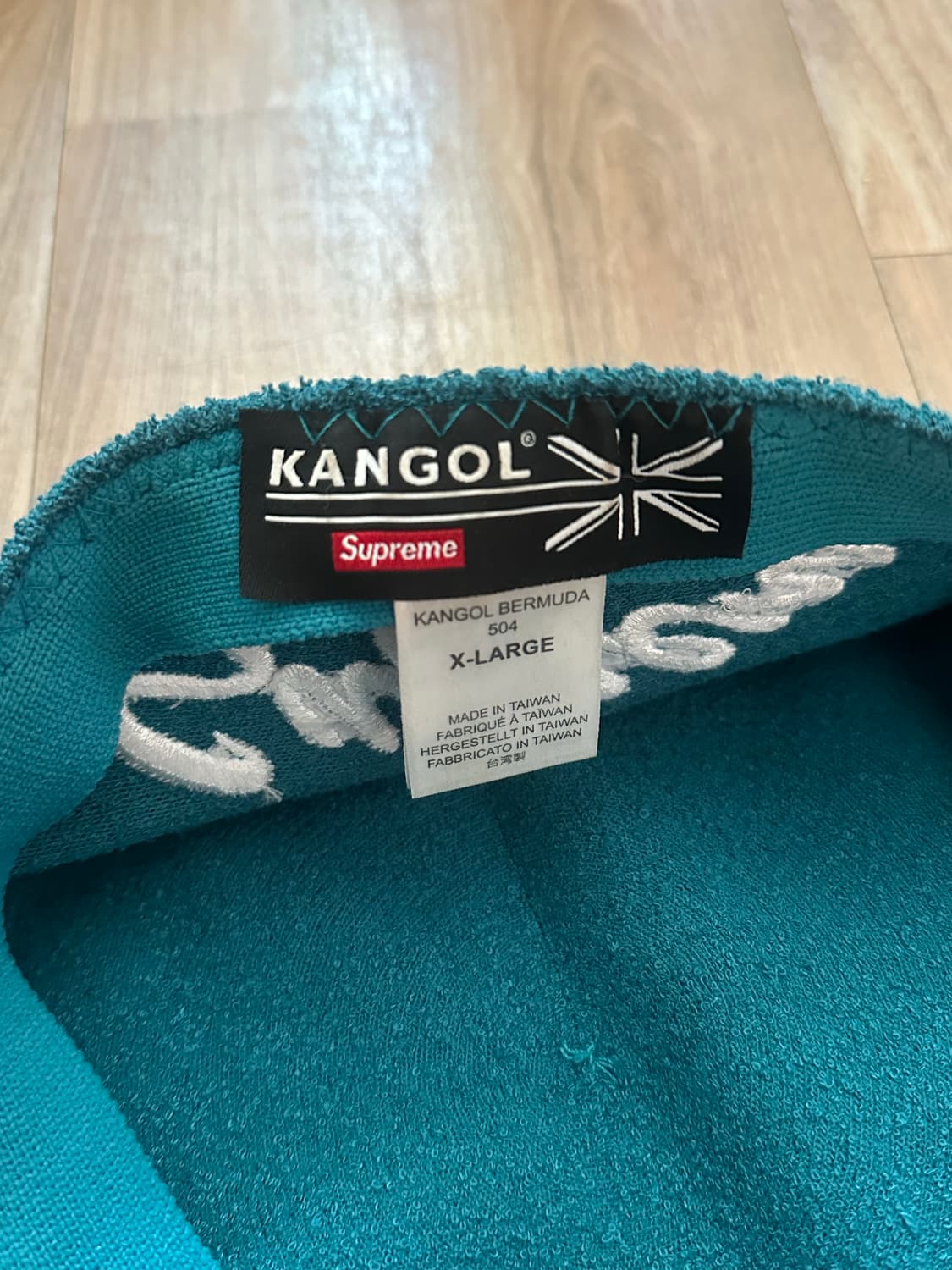 SUPREME KANGOL BERMUDA 상품이미지3