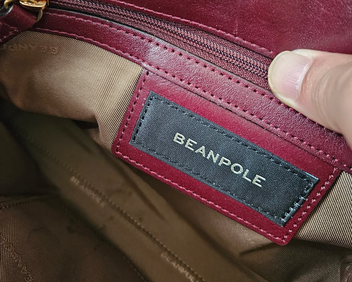 빈폴(BEANPOLE) 버건디 테슬 크로스 숄더백  상품이미지6