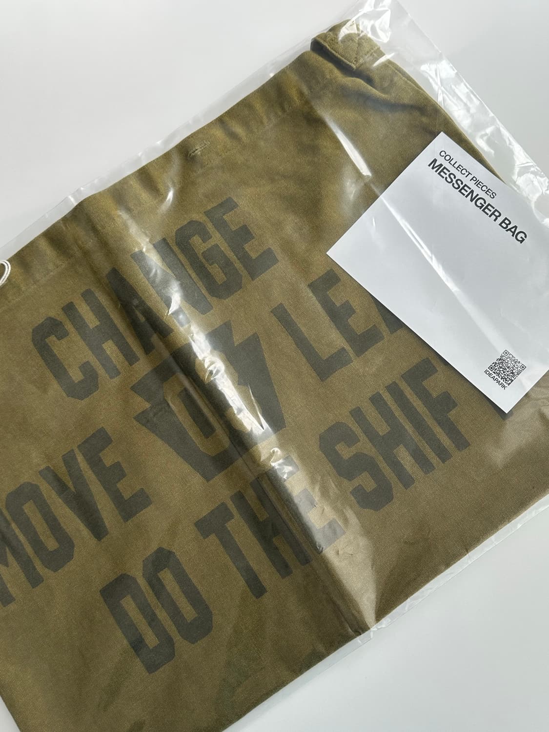 [미개봉] 컬렉트피시스 메신저백 CML MESSENGER BAG 상품이미지1