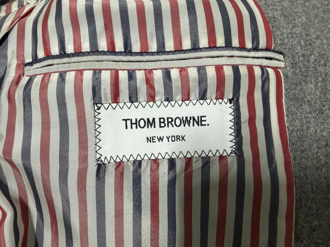 [백화점판] 톰브라운 천연모피 카라 울 코트 1사이즈 상품이미지6