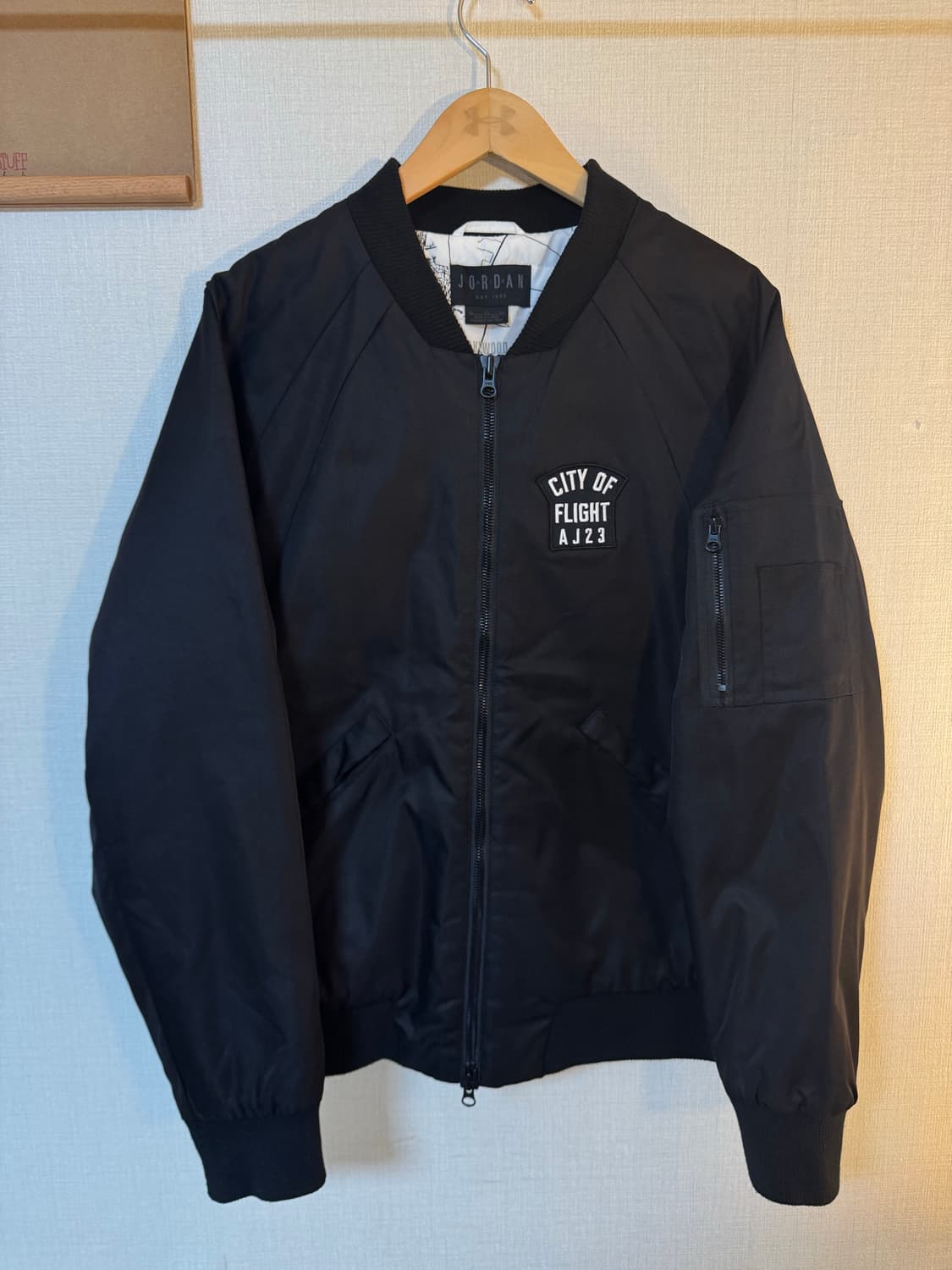 [XL]나이키 조던 시티 오브 플라이트 MA-1 봄버 자켓 상품이미지1
