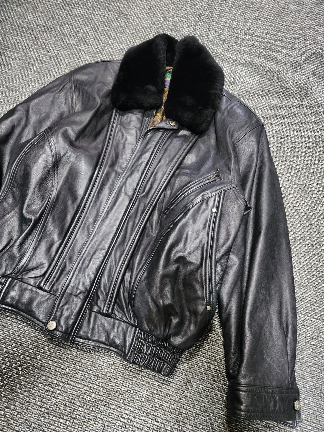 빈티지 블랙 양가죽 무스탕 자켓    XL사이즈  상품이미지9