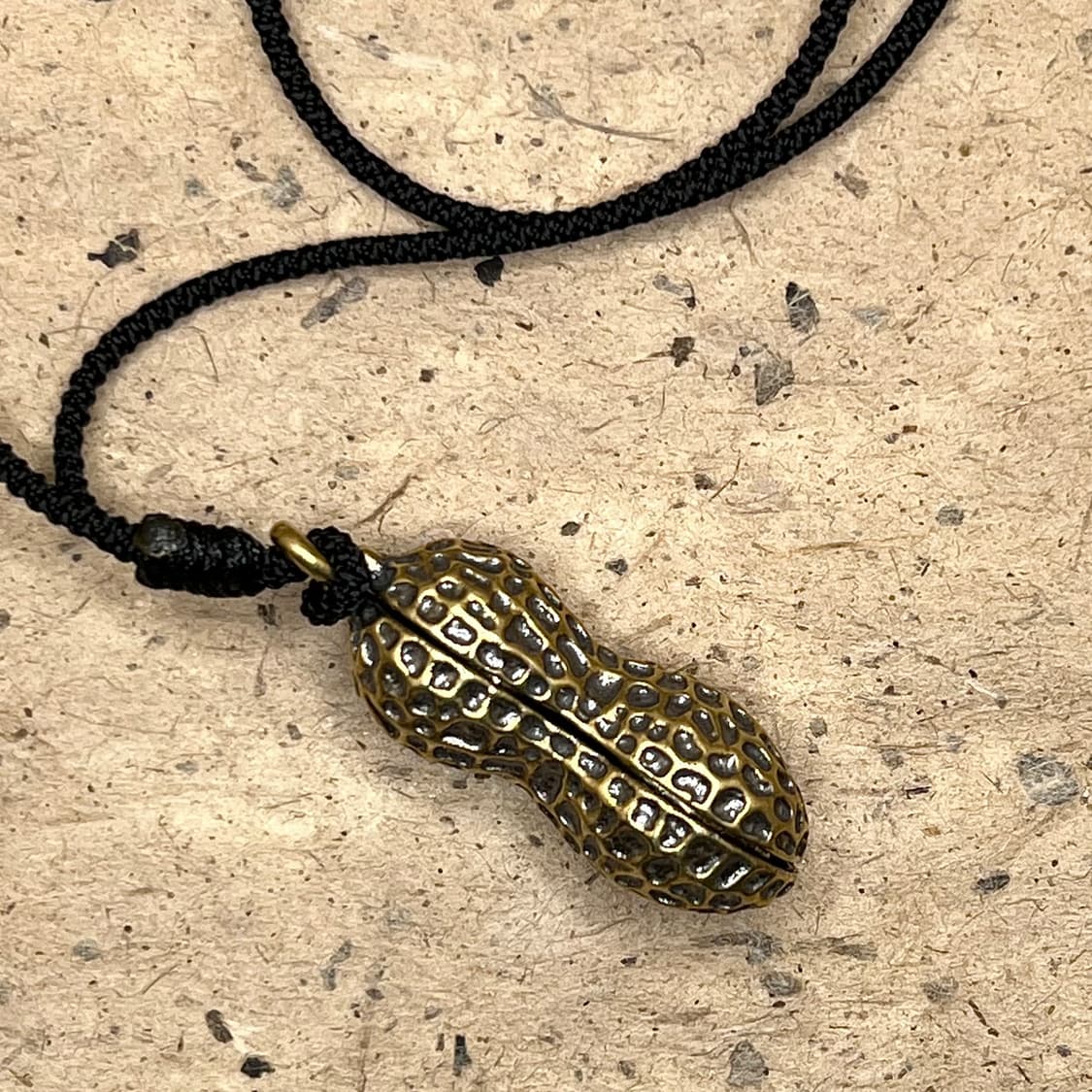 Peanut Necklace 상품이미지1