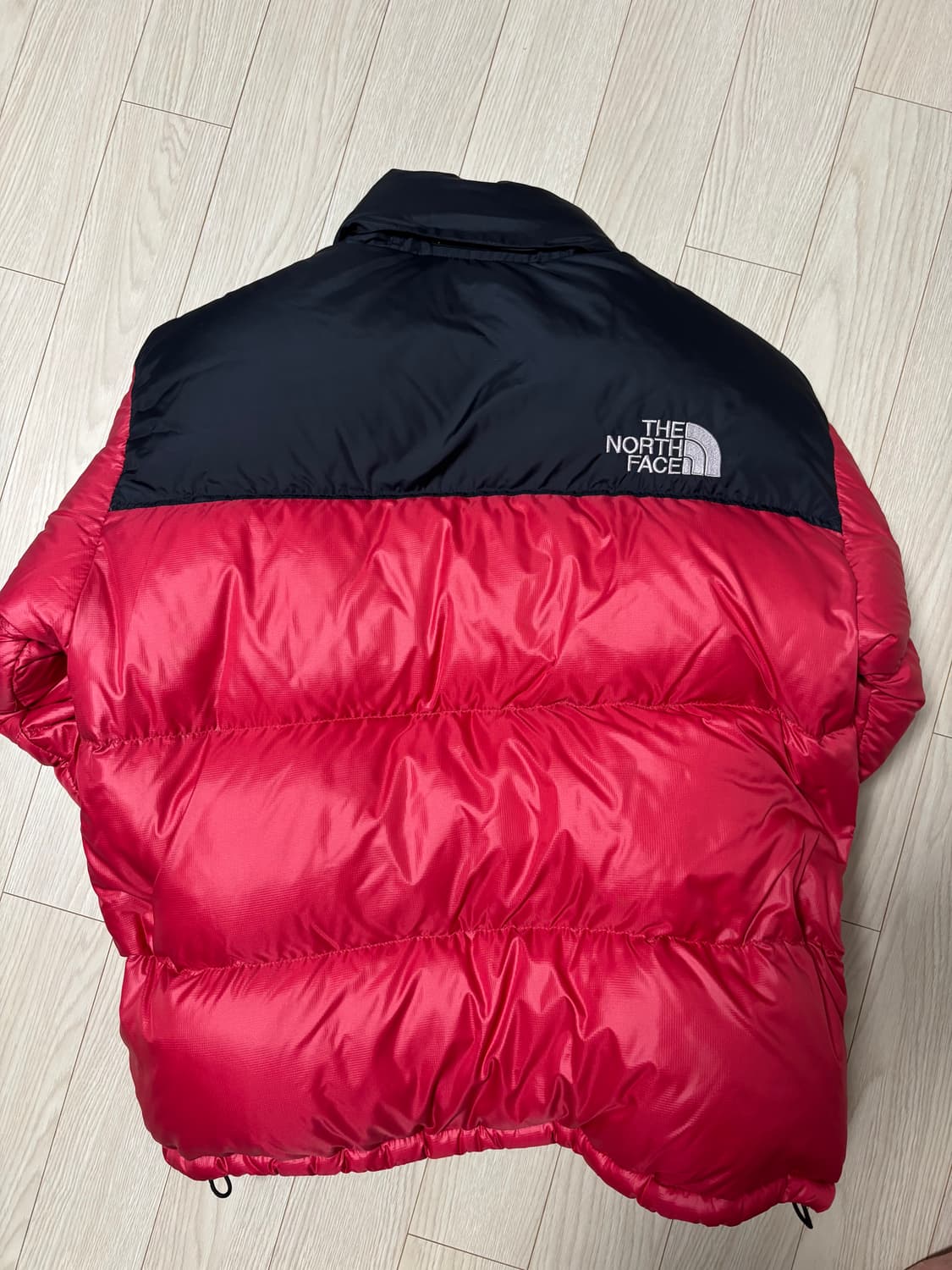 노스페이스 눕시 700 레드 95사이즈 패딩 상품이미지2