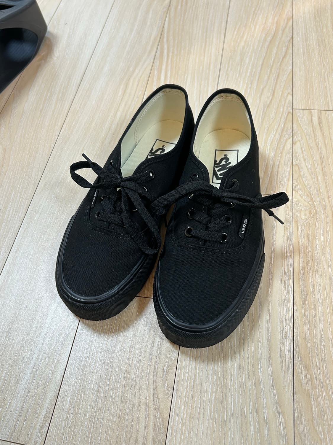 반스 어센틱 블랙블랙 235 상품이미지3