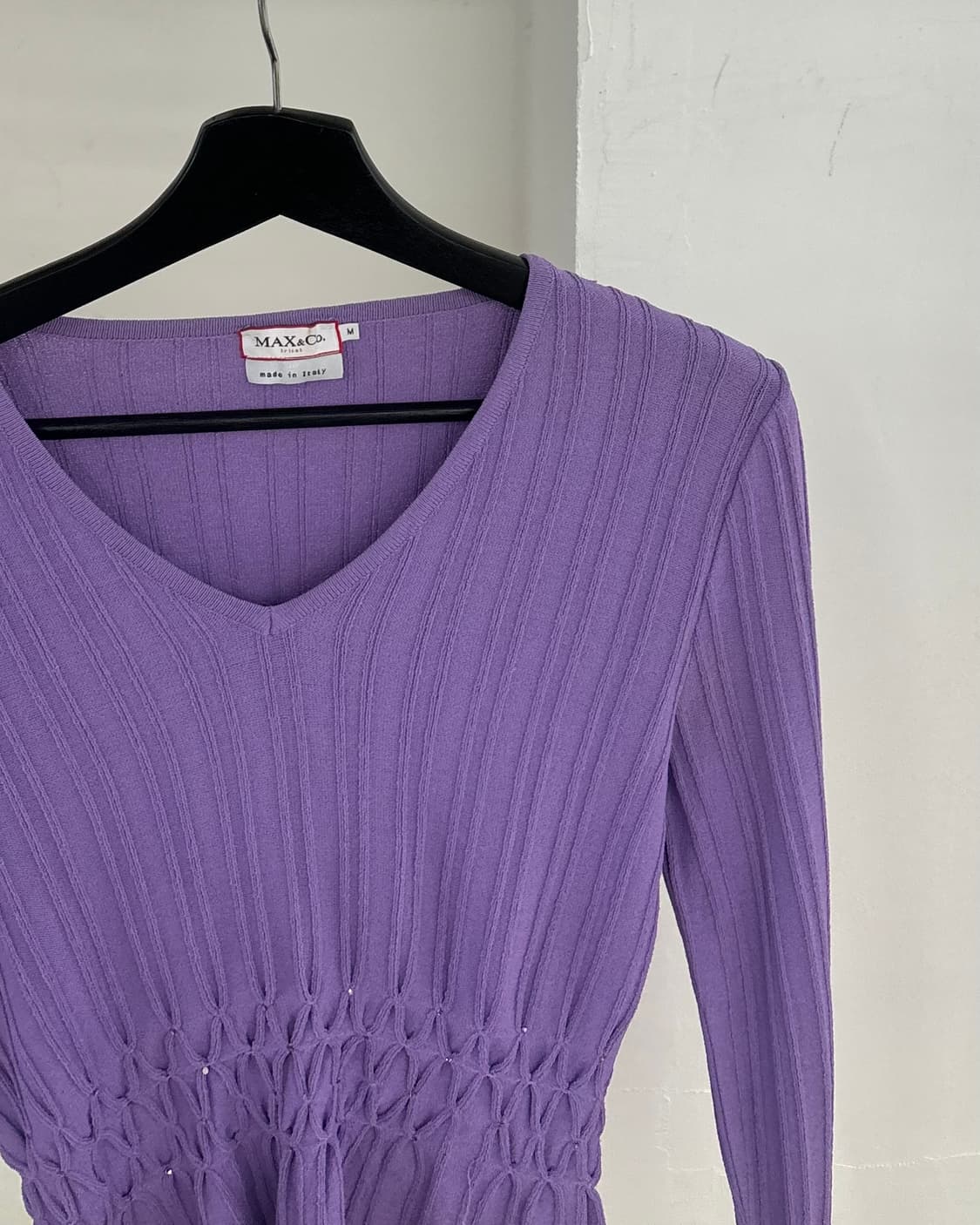 막스앤코 퍼플 브이넥 셔링 니트 상품이미지4