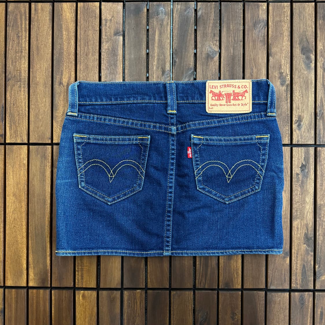 리바이스 타입원 로우라이즈 데님 미니 스커트 (32)    상품이미지2