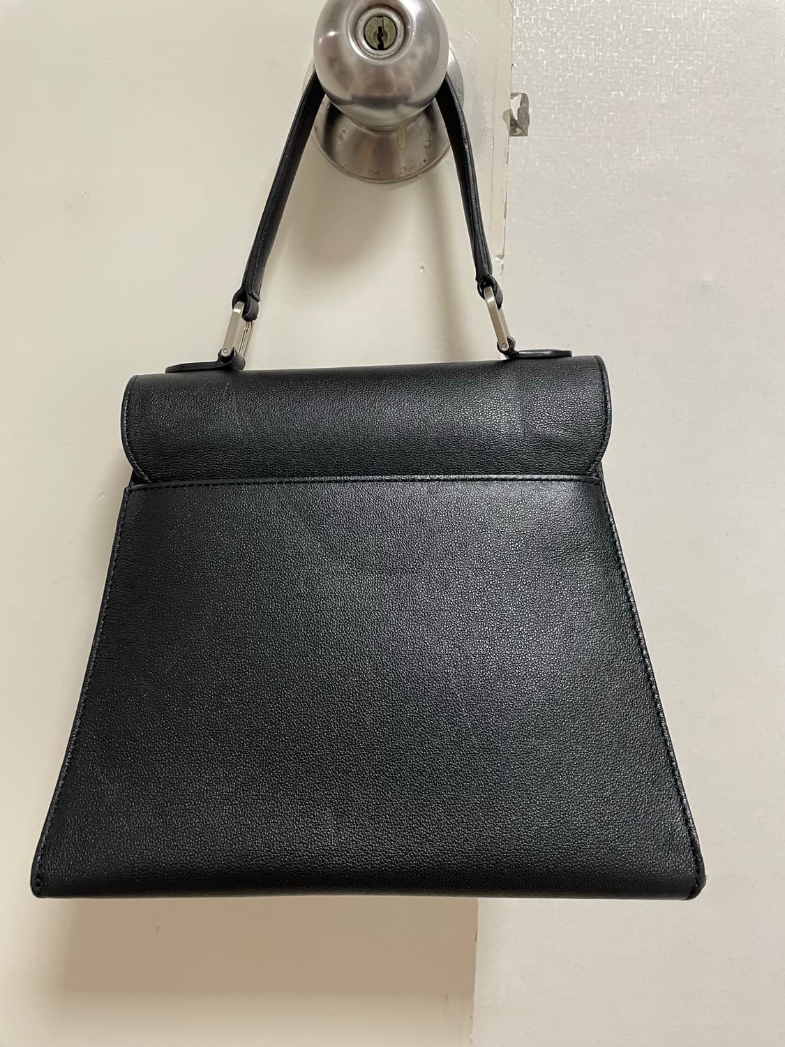 [새상품] 아.테스토니 블랙 핸드백 A.Testoni 이탈리아 명품백 상품이미지6