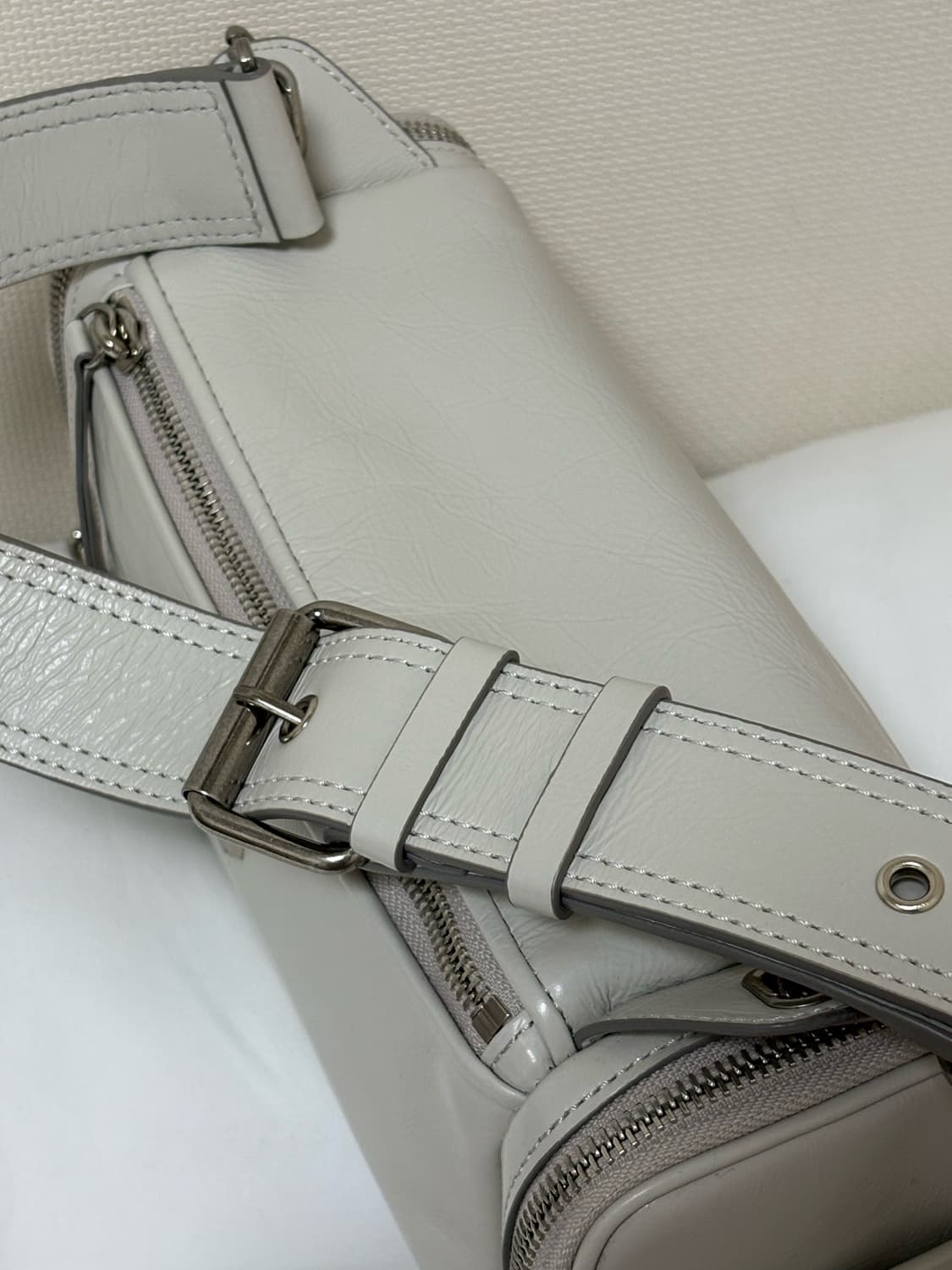 분크 퍼펙 멀티 포켓 숄더 S 아이보리 풀구성 상품이미지9