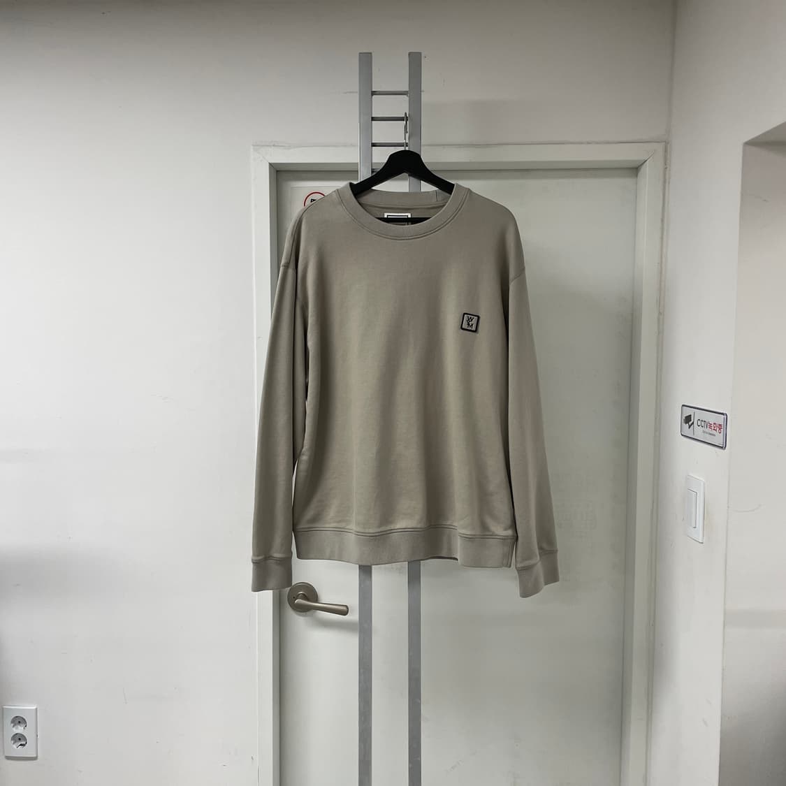 2022 우영미 백로고 맨투맨 50 상품이미지8