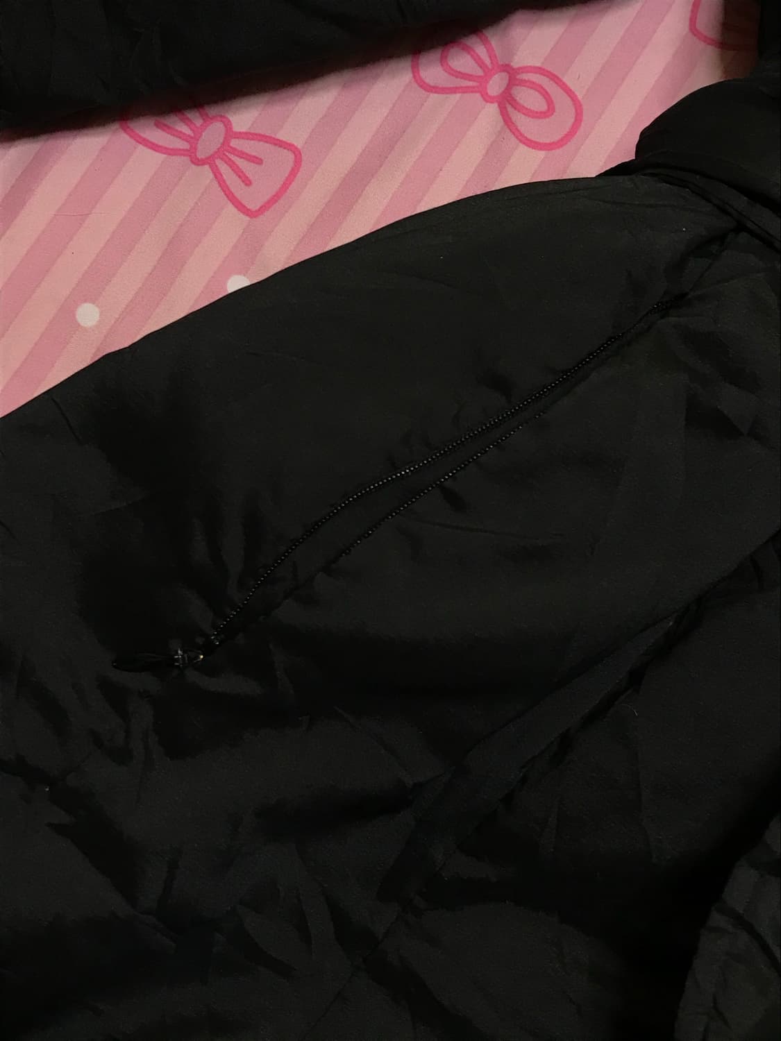 블랙 프릴 패딩 오네갸루아우터 상품이미지4