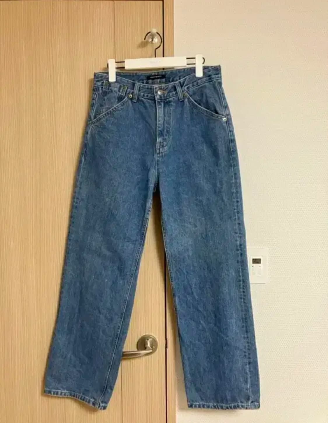 해칭룸 레귤러 진 미드블루 M 상품이미지1