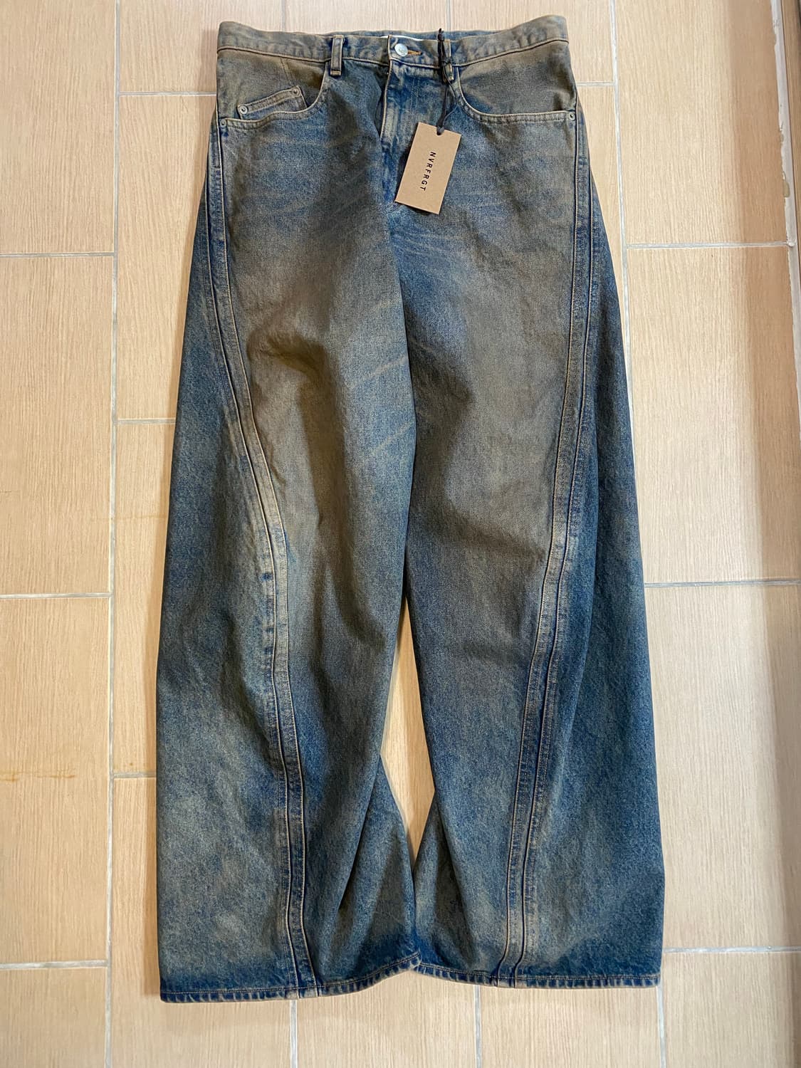 [3] 네버포겟 Twisted Wide Leg Jeans 상품이미지2